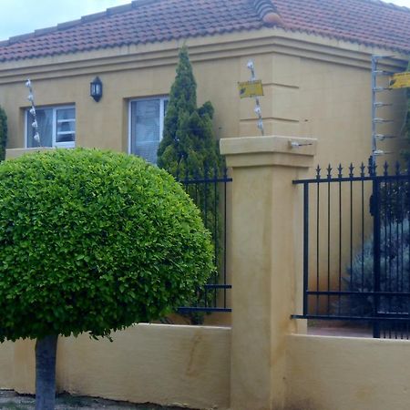 Toscana Cottage Port Elizabeth Bagian luar foto