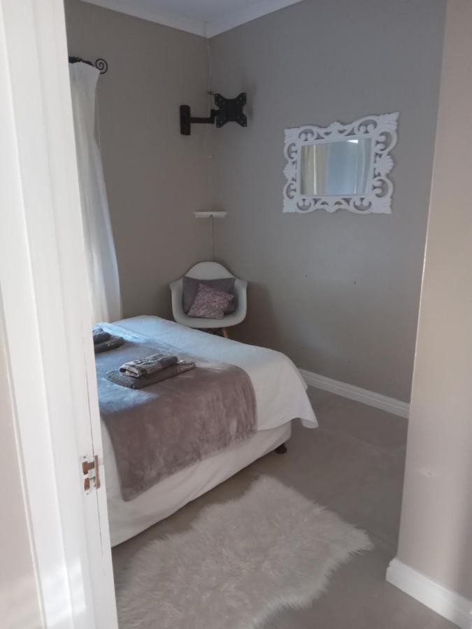Toscana Cottage Port Elizabeth Bagian luar foto