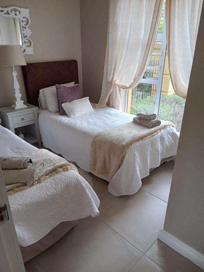 Toscana Cottage Port Elizabeth Bagian luar foto