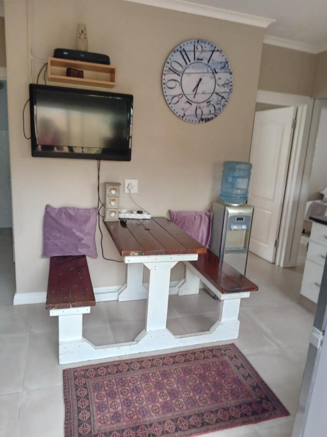 Toscana Cottage Port Elizabeth Bagian luar foto